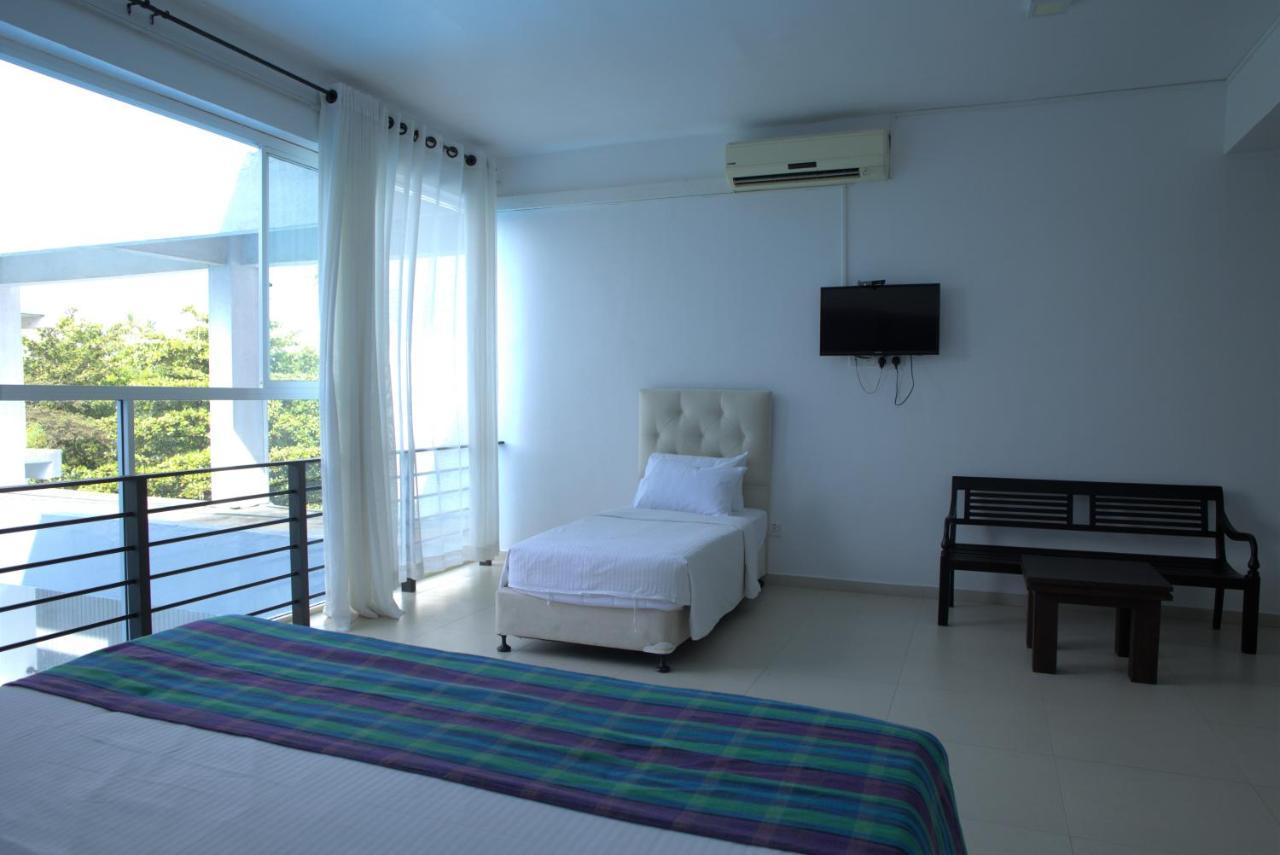 Hotel Dazzle Bay By Twenty Two Weligama Exterior foto